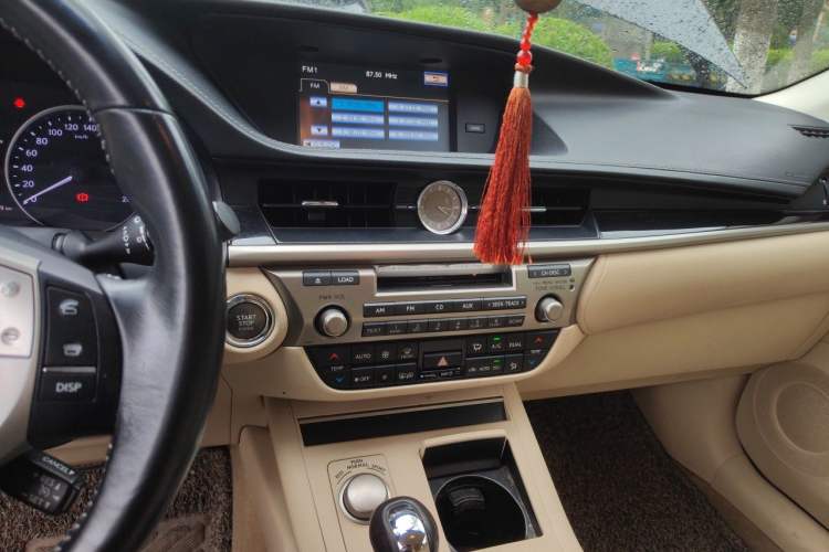 Used Lexus ES 2013 250 Elite Edition Audio And AC Panel