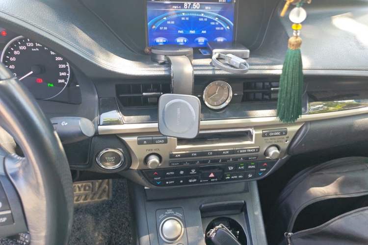 Used Lexus ES 2013 250 Elite Edition Audio And AC Panel