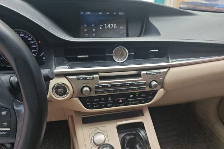 Used Lexus ES 2013 250 Elite Edition Audio And AC Panel