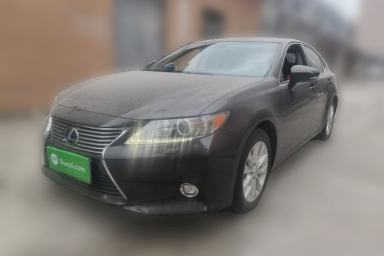 Used Lexus ES 2013 300h Elite Edition