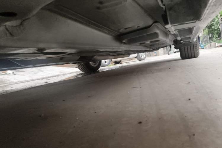 Used Lexus ES 2013 300h Elite Edition Chassis Front Left