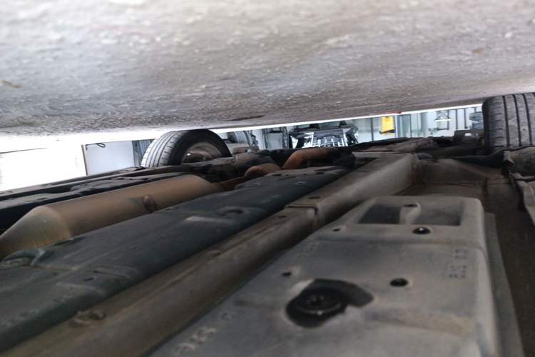 Used Lexus ES 2013 250 Elegant Edition Chassis Front Left