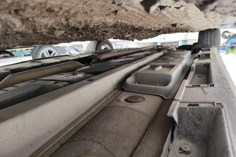 Used Lexus ES 2013 300h Elite Edition Chassis Front Right
