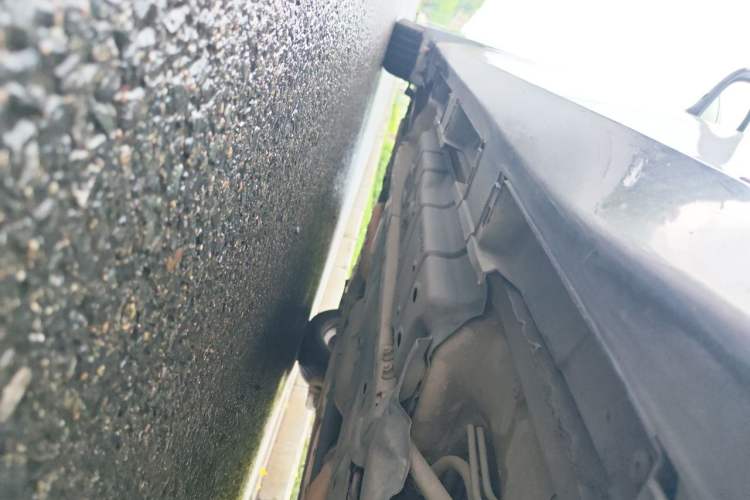 Used Lexus ES 2013 300h Elite Edition Chassis Rear Left