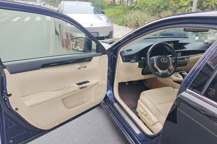 Used Lexus ES 2013 250 Elite Edition Driver Seat