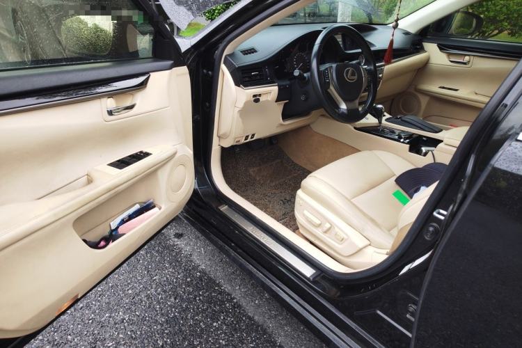 Used Lexus ES 2013 250 Elite Edition Driver Seat