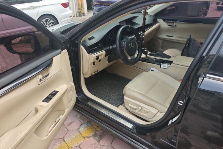 Used Lexus ES 2013 250 Elite Edition Driver Seat