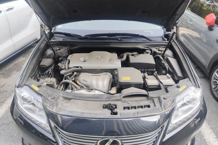 Used Lexus ES 2013 250 Elegant Edition Engine Bay