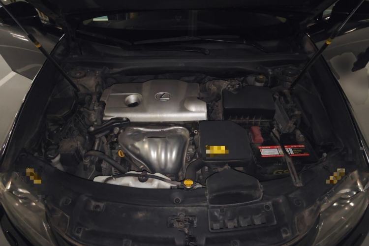 Used Lexus ES 2013 250 Elegant Edition Engine Bay