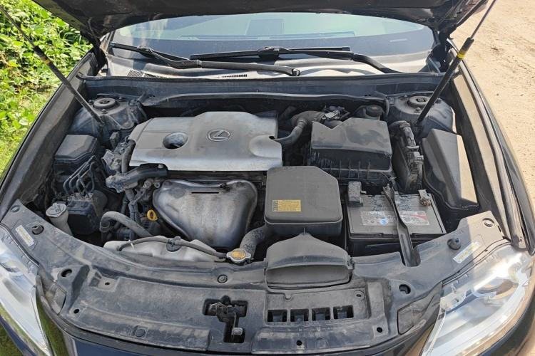 Used Lexus ES 2013 250 Elite Edition Engine Bay
