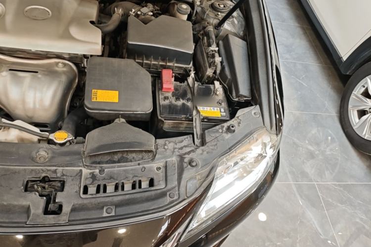 Used Lexus ES 2013 250 Elite Edition Engine Bay Left