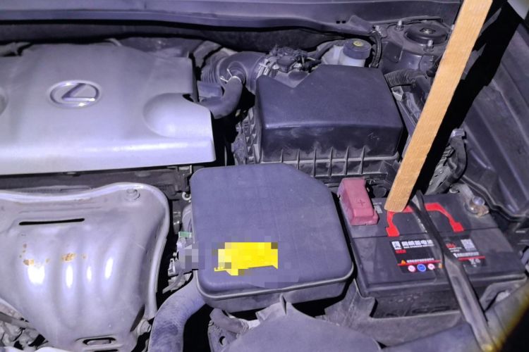 Used Lexus ES 2013 250 Elite Edition Engine Bay Left