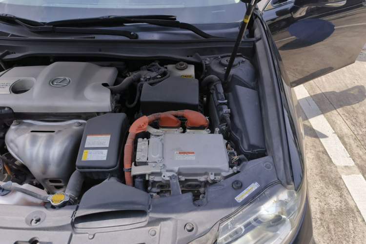 Used Lexus ES 2013 300h Elite Edition Engine Bay Left