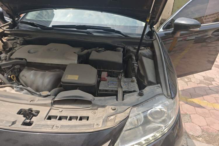 Used Lexus ES 2013 250 Elite Edition Engine Bay Left