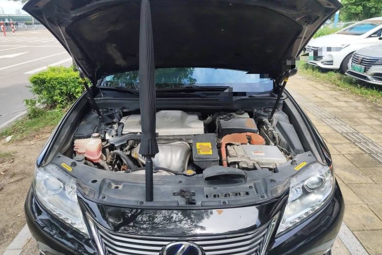 Used Lexus ES 2013 300h Elite Edition Engine Bay