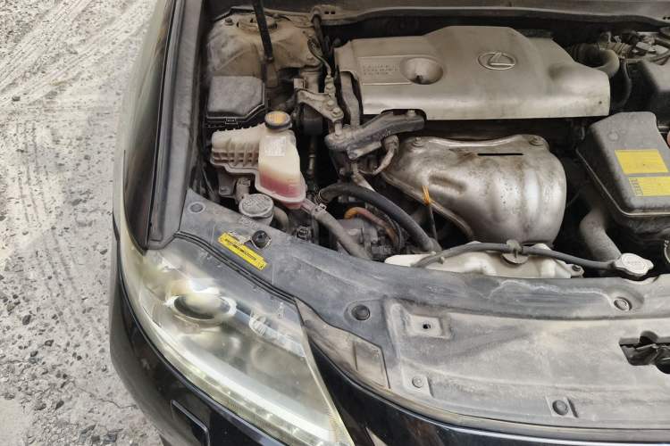 Used Lexus ES 2013 300h Elite Edition Engine Bay Right