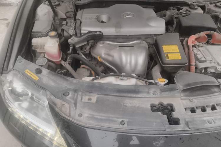 Used Lexus ES 2013 300h Elite Edition Engine Bay Right