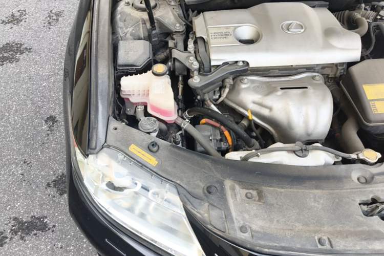 Used Lexus ES 2013 300h Elite Edition Engine Bay Right