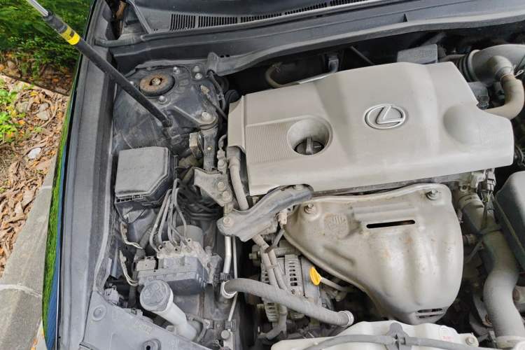 Used Lexus ES 2013 250 Elite Edition Engine Bay Right