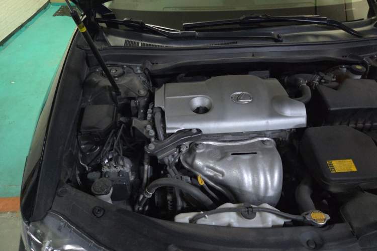 Used Lexus ES 2013 250 Elite Edition Engine Bay Right