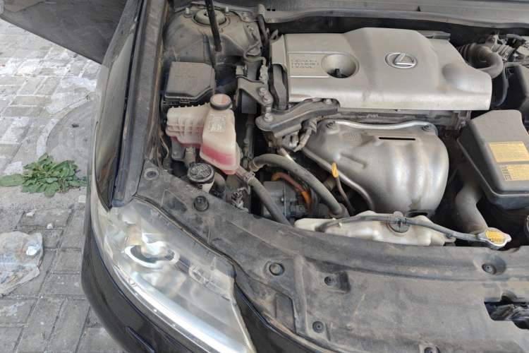 Used Lexus ES 2013 300h Elite Edition Engine Bay Right