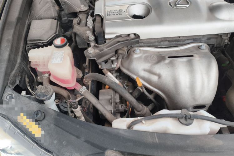 Used Lexus ES 2013 300h Elite Edition Engine Bay Right
