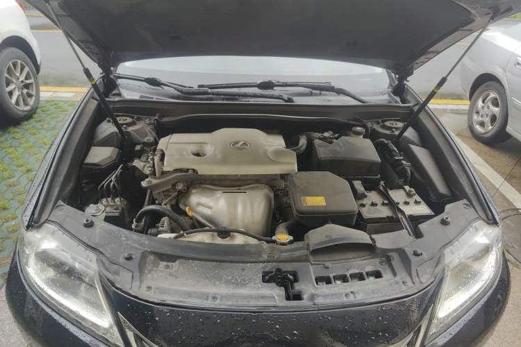 Used Lexus ES 2013 250 Elite Edition Engine Bay