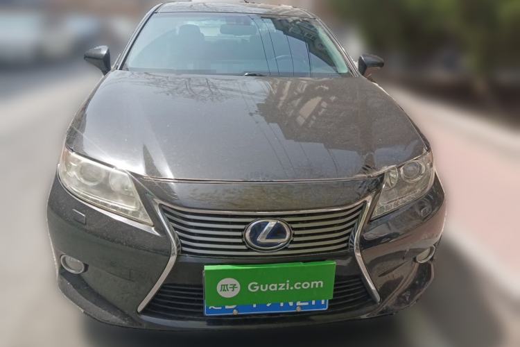 Used Lexus ES 2013 300h Elite Edition Front