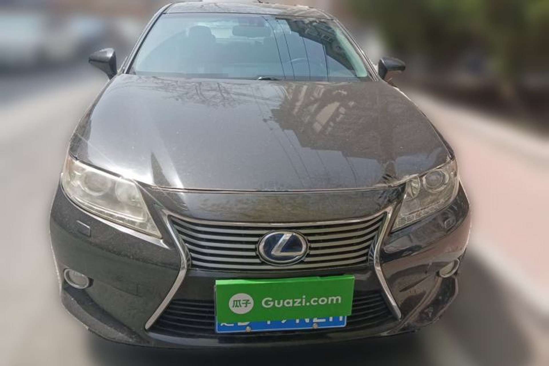 Used Lexus ES 2013 300h Elite Edition Front
