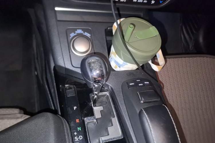 Used Lexus ES 2013 250 Elite Edition Gear Lever