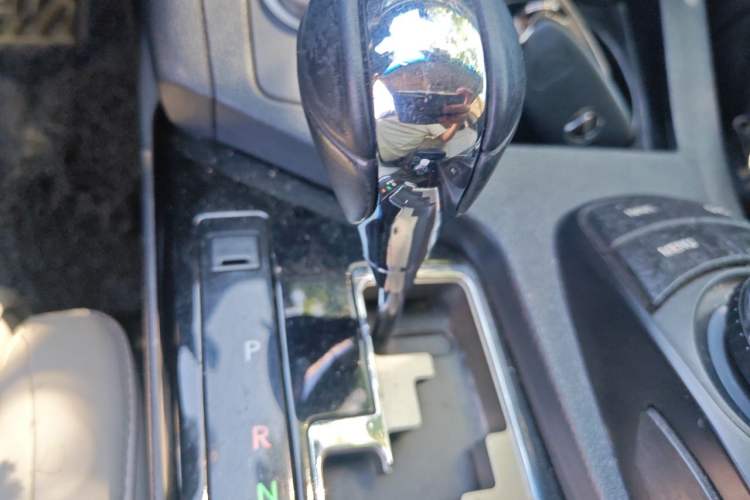 Used Lexus ES 2013 250 Elite Edition Gear Lever