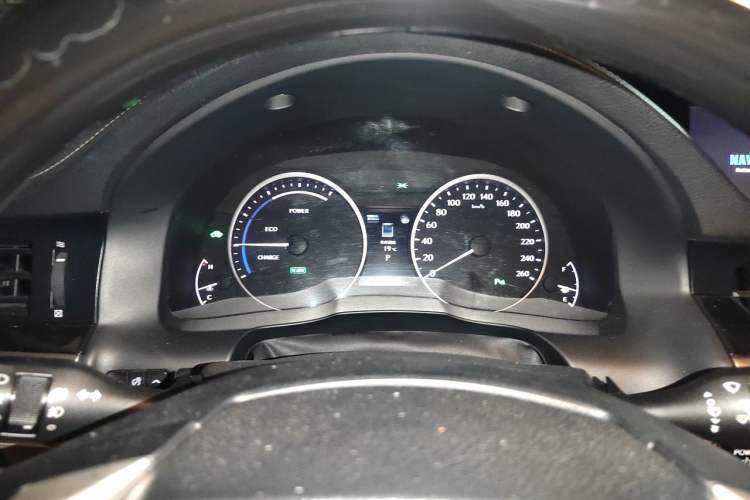 Used Lexus ES 2013 300h Elite Edition Instrument Cluster
