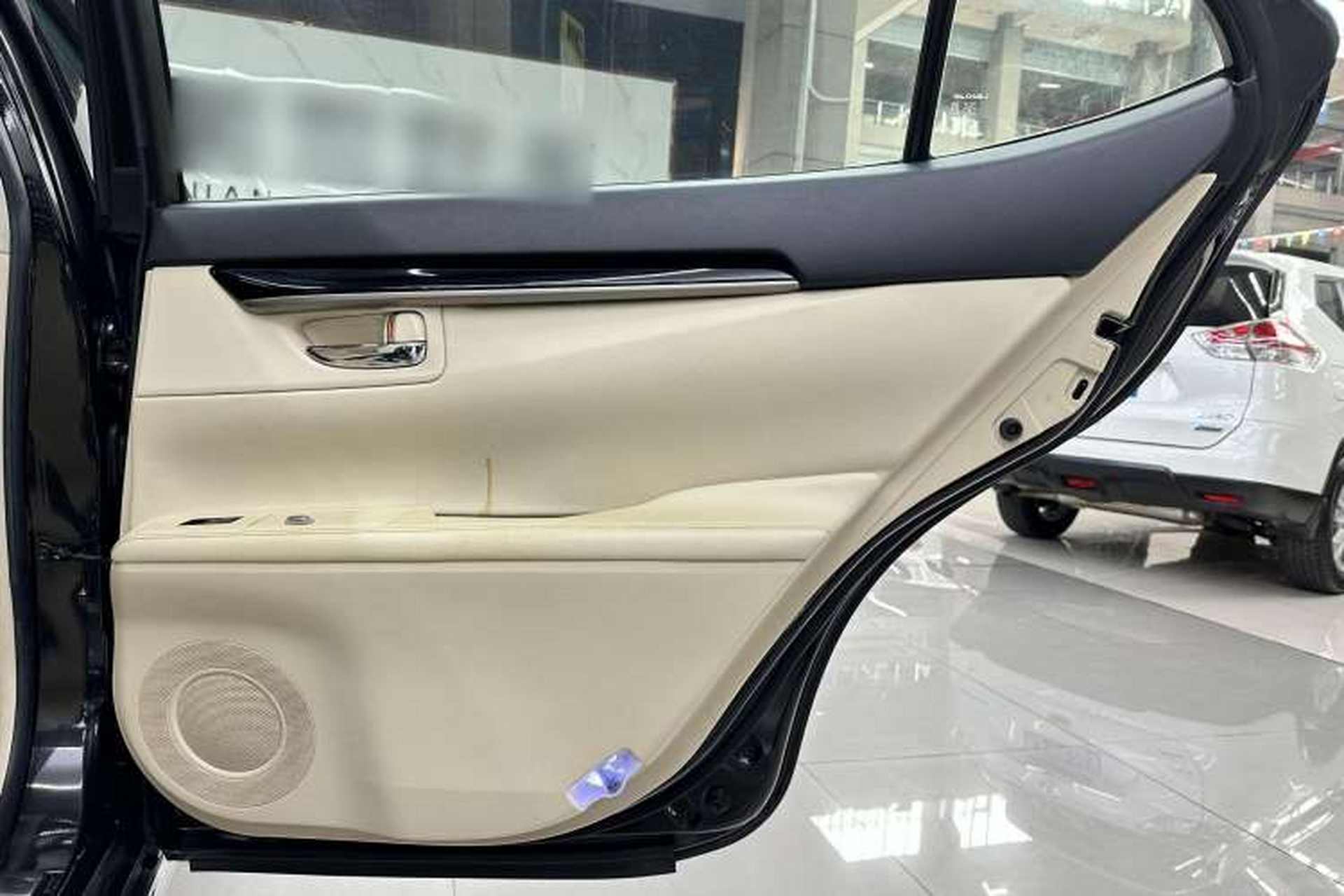 Used Lexus ES 2013 250 Elite Edition Interior 9