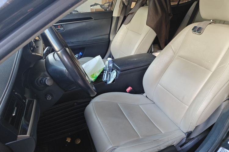 Used Lexus ES 2013 300h Elite Edition Left Front Seat