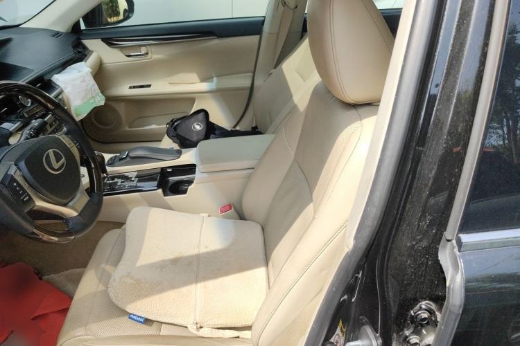 Used Lexus ES 2013 250 Elegant Edition Left Front Seat