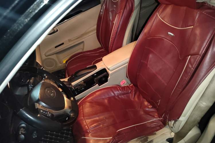 Used Lexus ES 2013 300h Elite Edition Left Front Seat