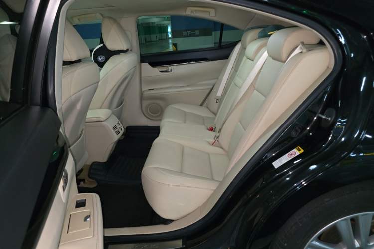 Used Lexus ES 2013 250 Elite Edition Left Rear Seat