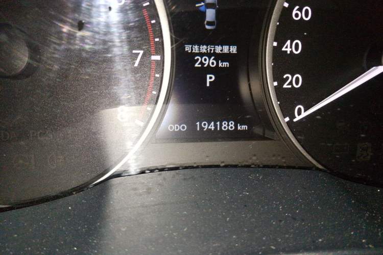 Used Lexus ES 2013 250 Elite Edition Odometer Close Up