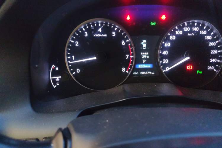 Used Lexus ES 2013 250 Elite Edition Odometer Close Up