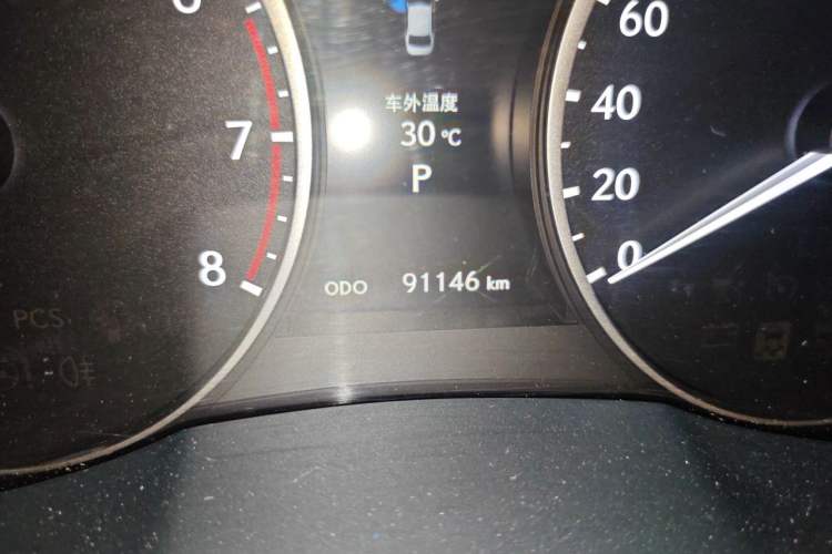 Used Lexus ES 2013 250 Elite Edition Odometer Close Up