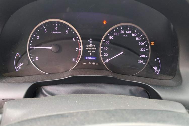 Used Lexus ES 2013 250 Elite Edition Odometer Close Up