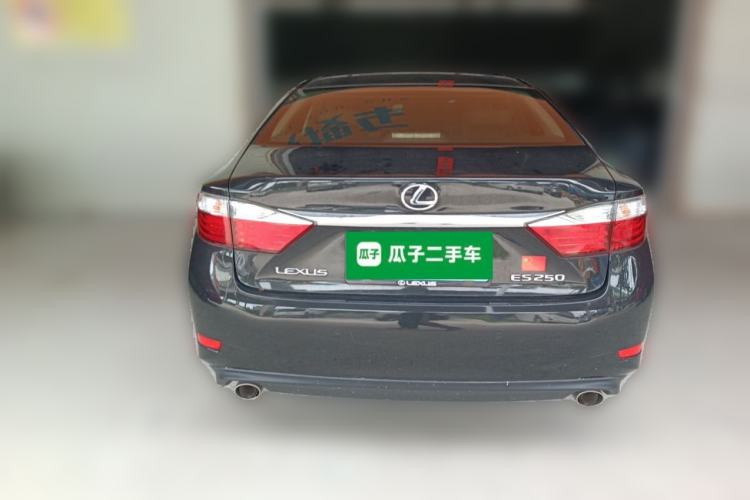Used Lexus ES 2013 250 Elegant Edition Rear