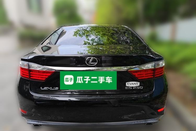 Used Lexus ES 2013 250 Elite Edition Rear