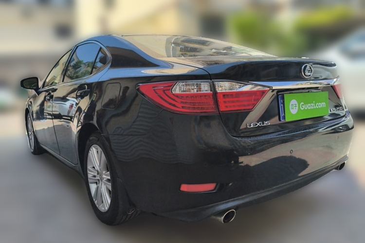 Used Lexus ES 2013 250 Elegant Edition Rear Left 45 Deg