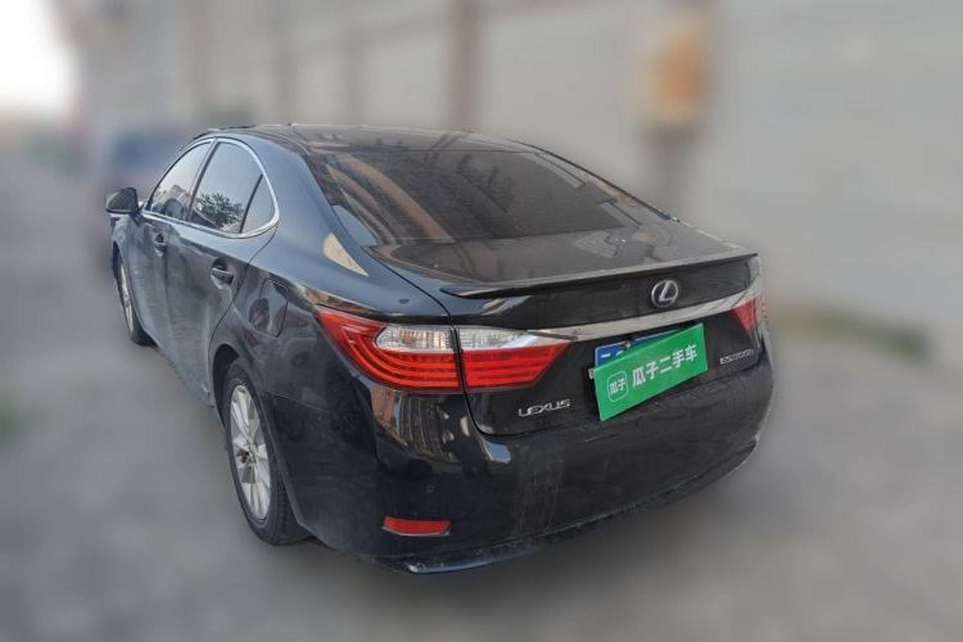 Used Lexus ES 2013 300h Elite Edition Rear Left 45 Deg