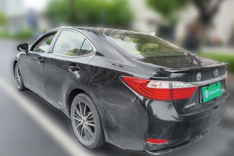 Used Lexus ES 2013 300h Elite Edition Rear Left 45 Deg