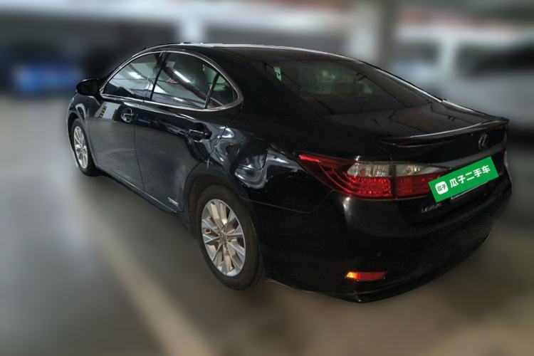Used Lexus ES 2013 300h Elite Edition Rear Left 45 Deg