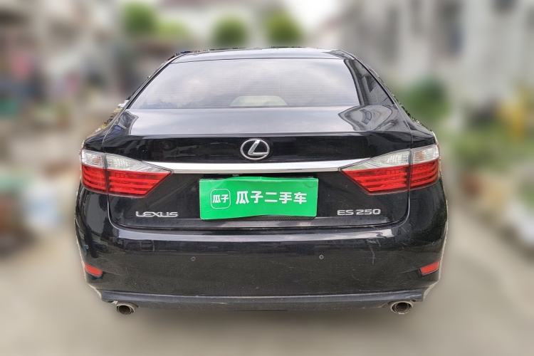 Used Lexus ES 2013 250 Elite Edition Rear