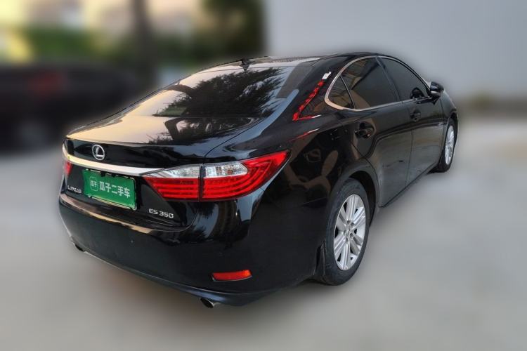 Used Lexus ES 2013 250 Elite Edition Rear Right 45 Deg