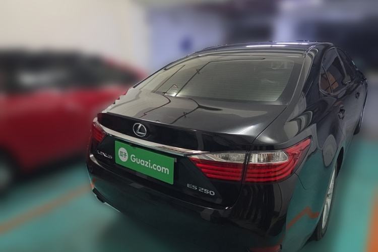 Used Lexus ES 2013 250 Elite Edition Rear Right 45 Deg